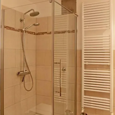 Im Zentrum Westerlands, Nur 200m Vom Apartment *